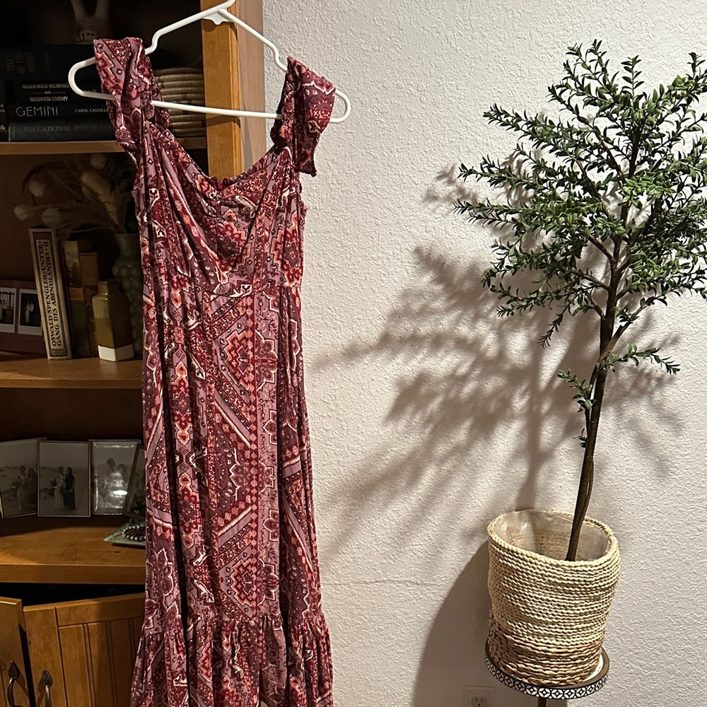 Vici Red and Pink Patterned Midi Dress